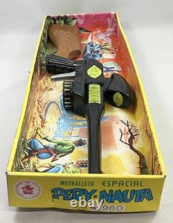 Space Gun Jouet à Etincelles Pery-Nauta Laser Rifle (Barval Ref. 960)
