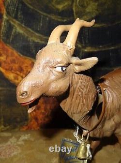 Superbe grande chèvre rare ancienne Petitcollin celluloïd avec son étiquette or