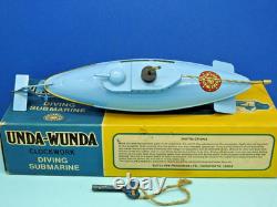 Sutcliffe 1976 Fer Blanc Mécanisme Unda sous-Marin Presque Neuf Emballé Avec Clé