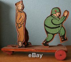 Très rare ancien jouet à tirer en bois vers les 1944/45