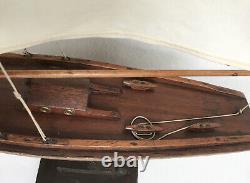 Voilier De Bassin Nova N°4 Type 80/8 Série Luxe Acajou Yacht De Collection Canot