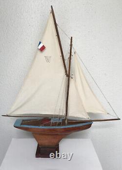 Voilier De Bassin Nova N°7 Type 80/8 Série Luxe Acajou Yacht De Collection Canot