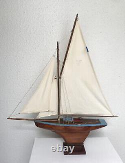 Voilier De Bassin Nova N°7 Type 80/8 Série Luxe Acajou Yacht De Collection Canot