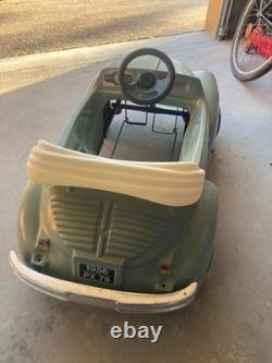 Voiture à pédales ancienne Contact par tel